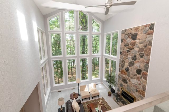 7129 Lakeridge Place, Texas Twp, MI 49009