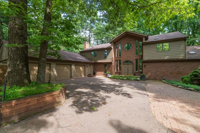 7129 Lakeridge Place, Texas Twp, MI 49009