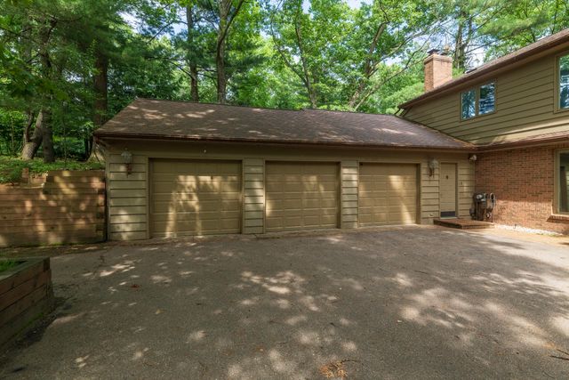 7129 Lakeridge Place, Texas Twp, MI 49009
