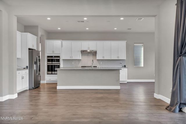 9267 Blue Basin Trail, Reno, NV 89521