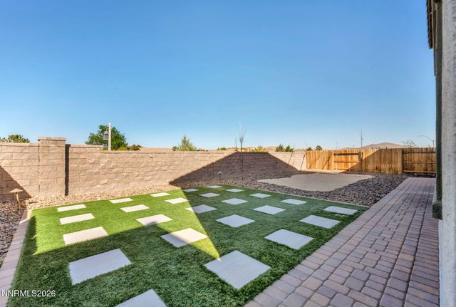 9267 Blue Basin Trail, Reno, NV 89521