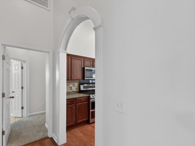 1077 Nealcrest Cir, Spring Hill, TN 37174