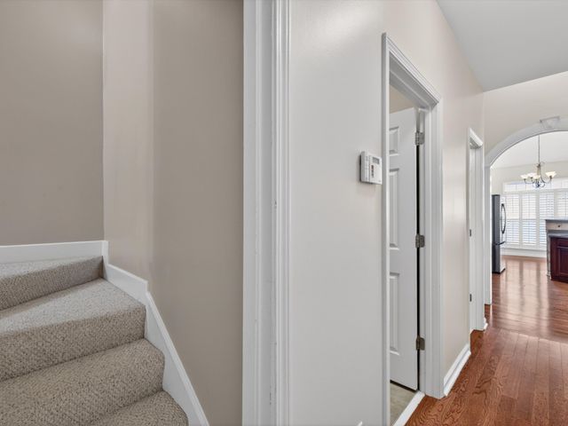 1077 Nealcrest Cir, Spring Hill, TN 37174