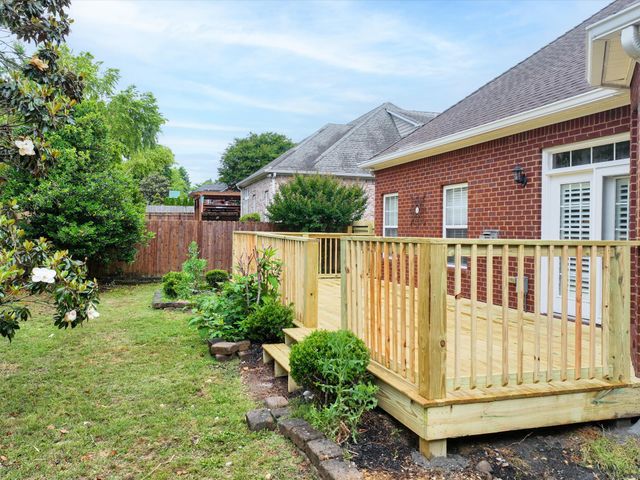 1077 Nealcrest Cir, Spring Hill, TN 37174
