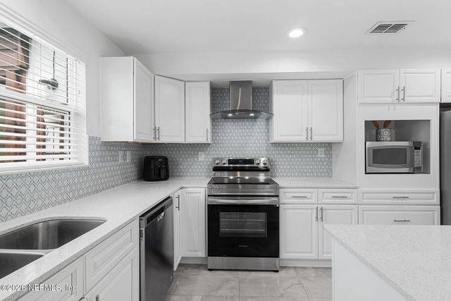 7842 LINKSIDE Drive, Jacksonville, FL 32256