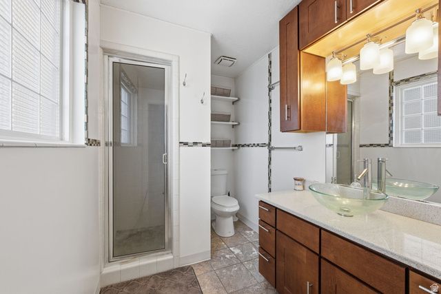 4837 S QUAILSTONE CIR, Taylorsville, UT 84129