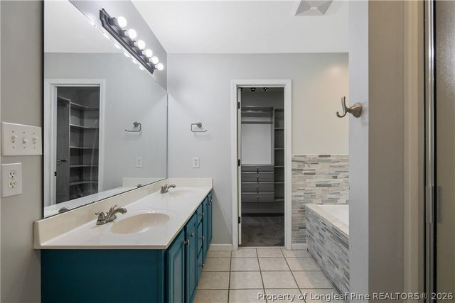 1471 Steeple Run Drive, Fayetteville, NC 28312
