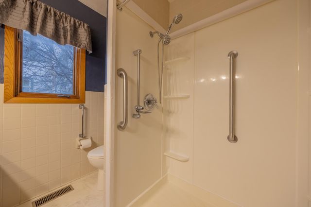 1318 6th Street SW, Willmar, MN 56201