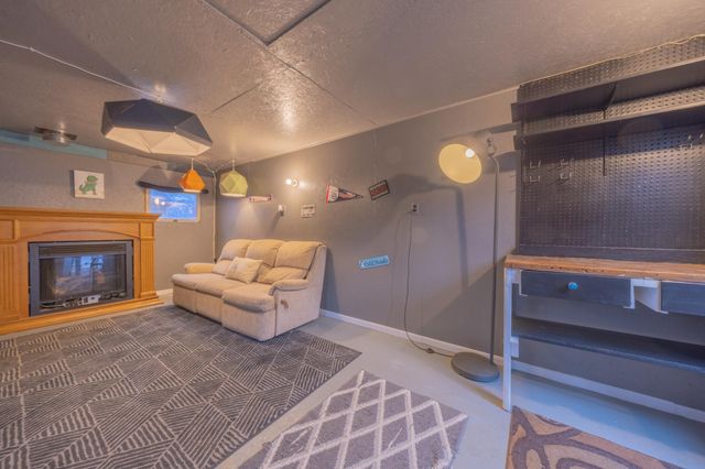 1318 6th Street SW, Willmar, MN 56201