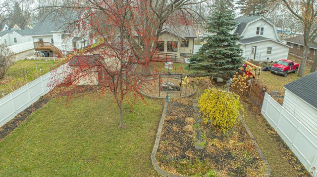 1318 6th Street SW, Willmar, MN 56201