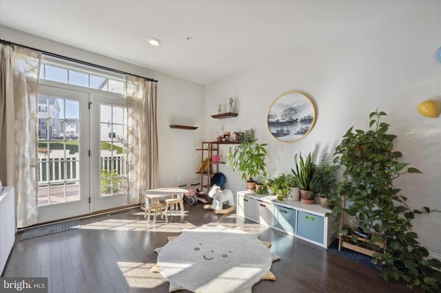 831 STONECLIFFE RD, Malvern, PA 19355