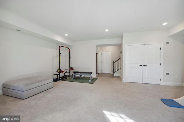 831 STONECLIFFE RD, Malvern, PA 19355