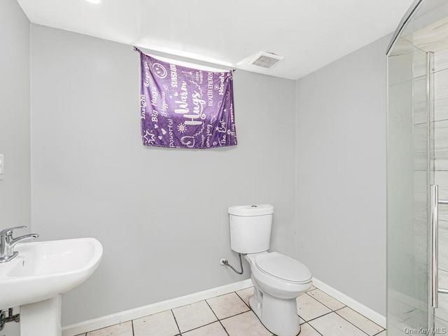 69 Cedar Avenue, New Windsor, NY 12553