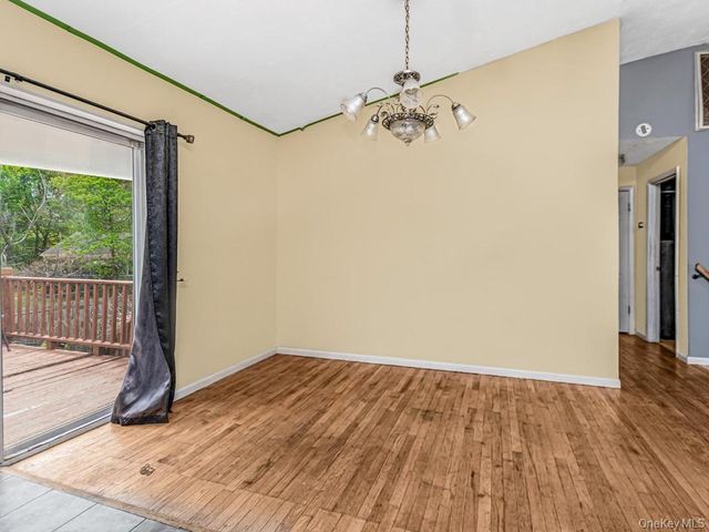 69 Cedar Avenue, New Windsor, NY 12553