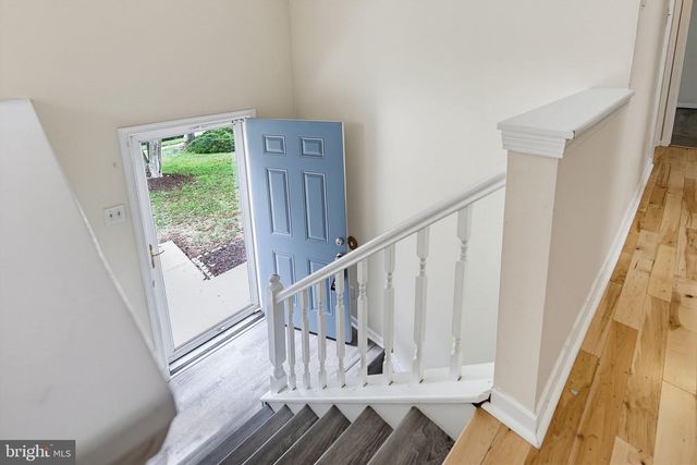 5571 HUNTING HORN DR, Ellicott City, MD 21043