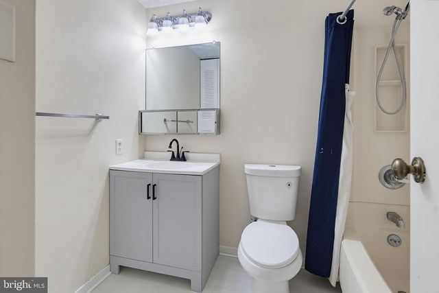 5571 HUNTING HORN DR, Ellicott City, MD 21043