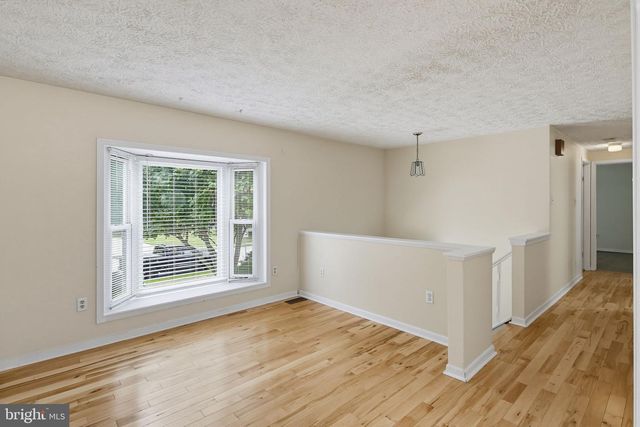 5571 HUNTING HORN DR, Ellicott City, MD 21043