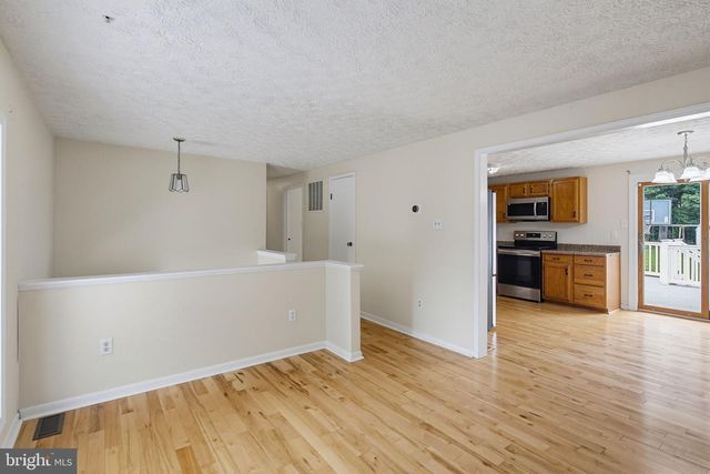 5571 HUNTING HORN DR, Ellicott City, MD 21043