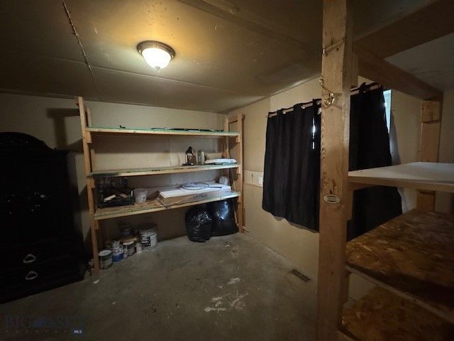 302 10th, Belgrade, MT 59714