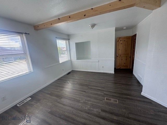 302 10th, Belgrade, MT 59714