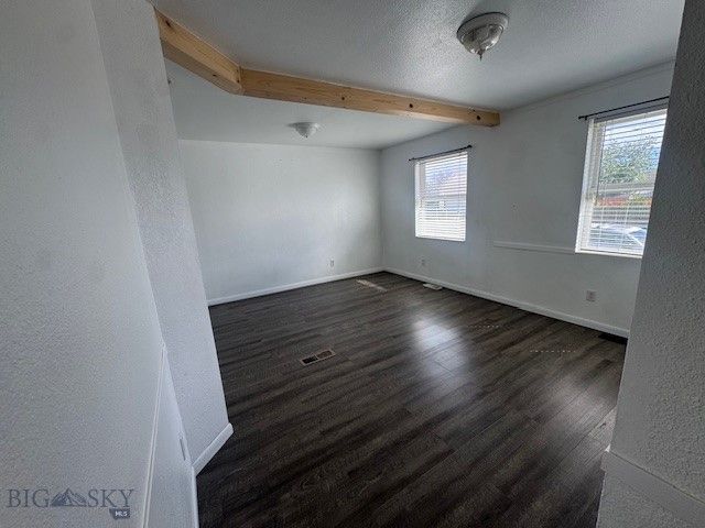 302 10th, Belgrade, MT 59714