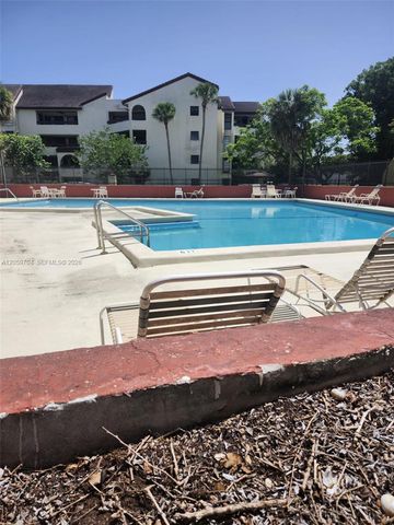 8810 SW 123rd Ct M103, Miami, FL 33186