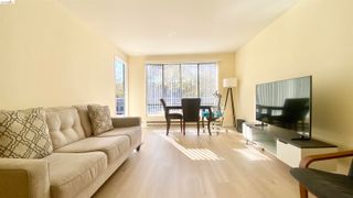 2 Commodore Drive D273, Emeryville, CA 94608