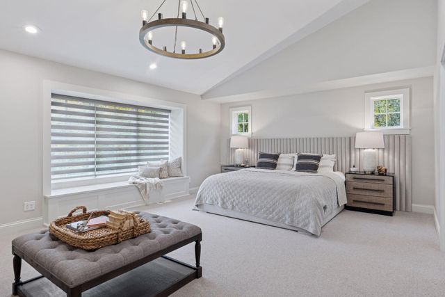 19020 Minnetonka Boulevard, Deephaven, MN 55391