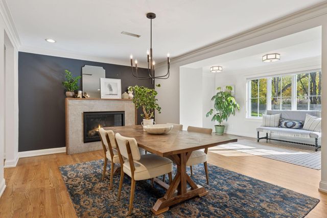 19020 Minnetonka Boulevard, Deephaven, MN 55391