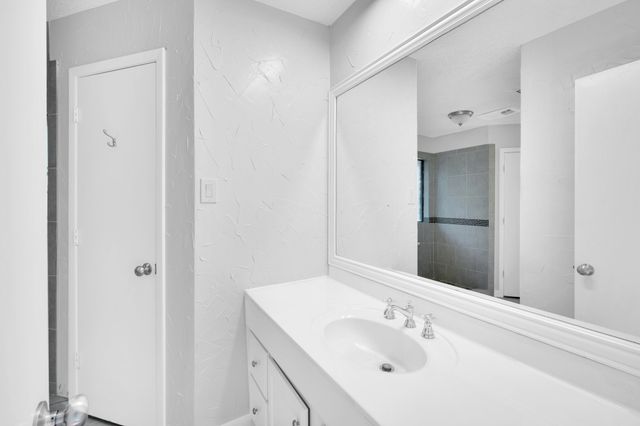 5717 Stage Line Court, Arlington, TX 76017