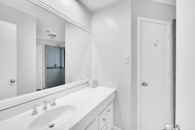5717 Stage Line Court, Arlington, TX 76017