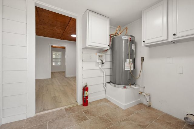 8225 Carlos Street, White Settlement, TX 76108