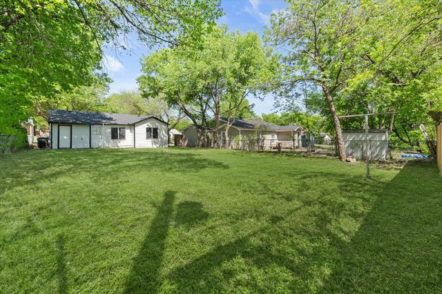 8225 Carlos Street, White Settlement, TX 76108