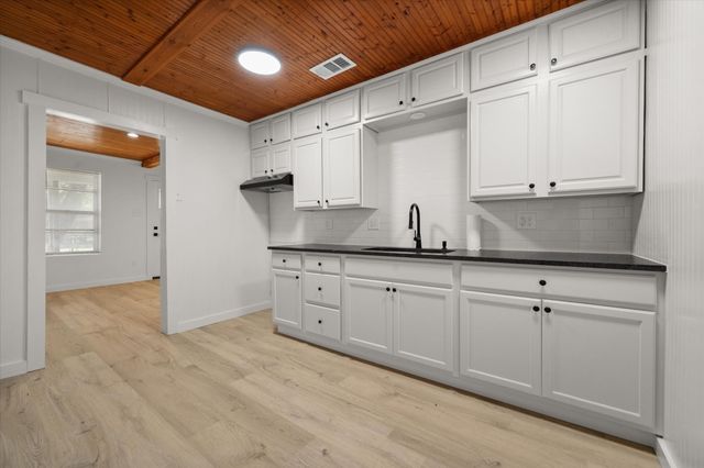 8225 Carlos Street, White Settlement, TX 76108