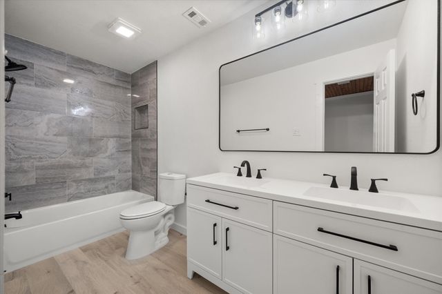 8225 Carlos Street, White Settlement, TX 76108