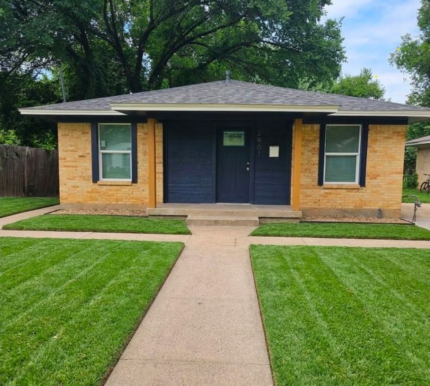 2901 Silkwood Street, Dallas, TX 75215