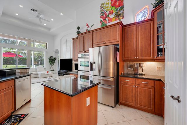 8197 Butler Greenwood Drive, West Palm Beach, FL 33411