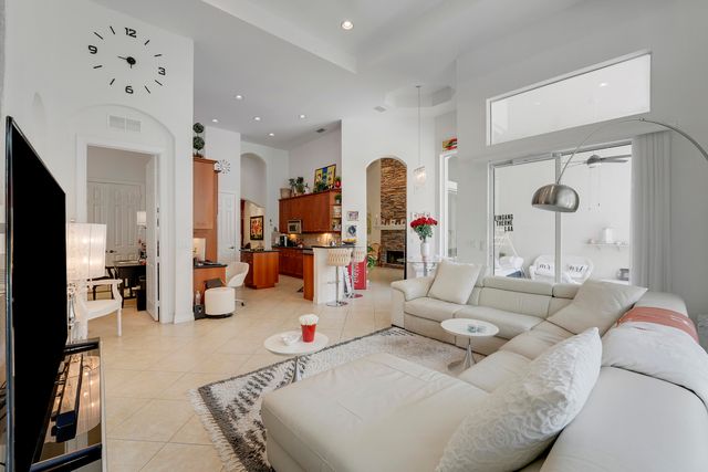 8197 Butler Greenwood Drive, West Palm Beach, FL 33411