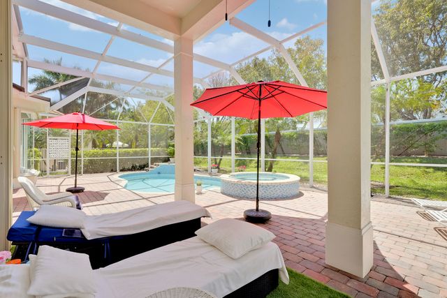 8197 Butler Greenwood Drive, West Palm Beach, FL 33411