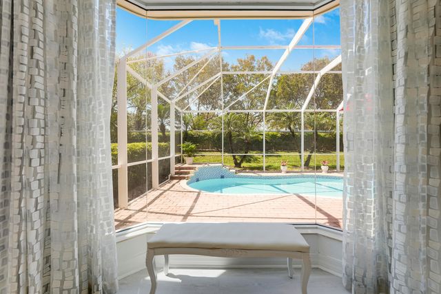 8197 Butler Greenwood Drive, West Palm Beach, FL 33411