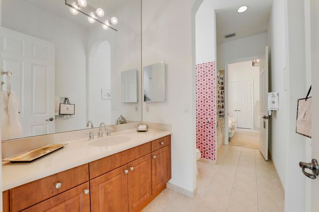 8197 Butler Greenwood Drive, West Palm Beach, FL 33411