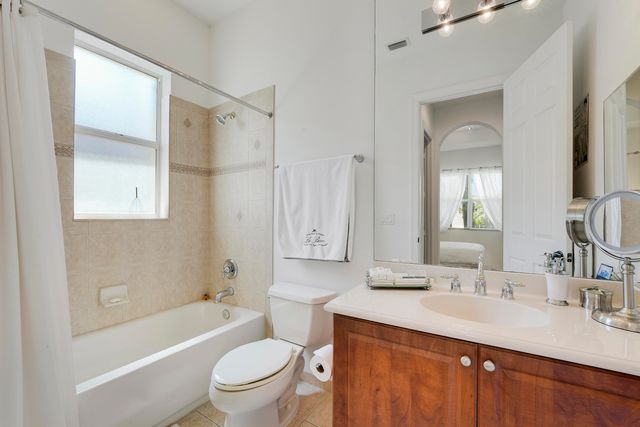 8197 Butler Greenwood Drive, West Palm Beach, FL 33411