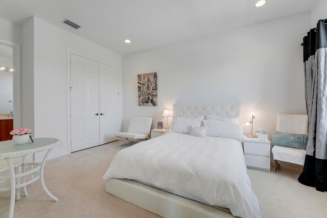 8197 Butler Greenwood Drive, West Palm Beach, FL 33411