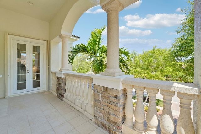 8197 Butler Greenwood Drive, West Palm Beach, FL 33411