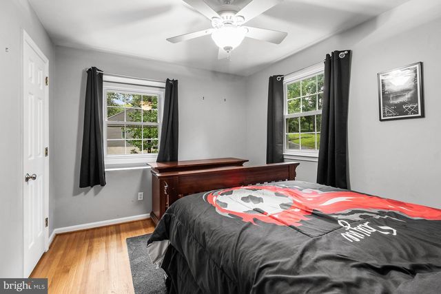 20 CINNAMON DR, Hockessin, DE 19707