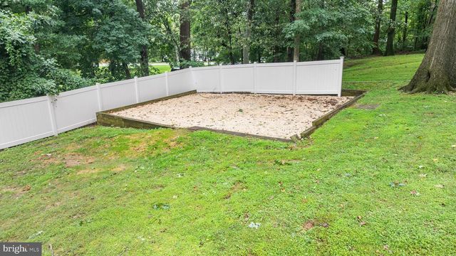 20 CINNAMON DR, Hockessin, DE 19707