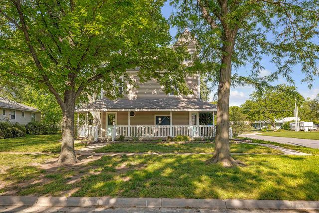 127 N Adams St, Cheney, KS 67025