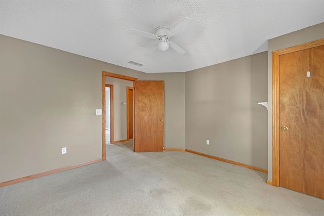 127 N Adams St, Cheney, KS 67025