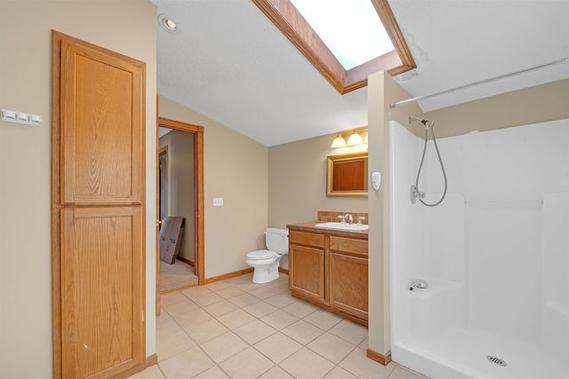 127 N Adams St, Cheney, KS 67025