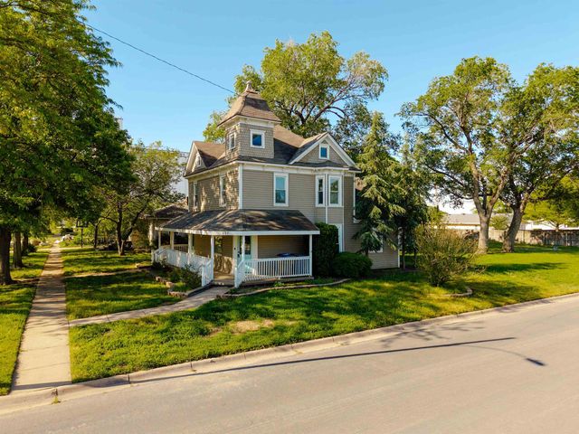 127 N Adams St, Cheney, KS 67025